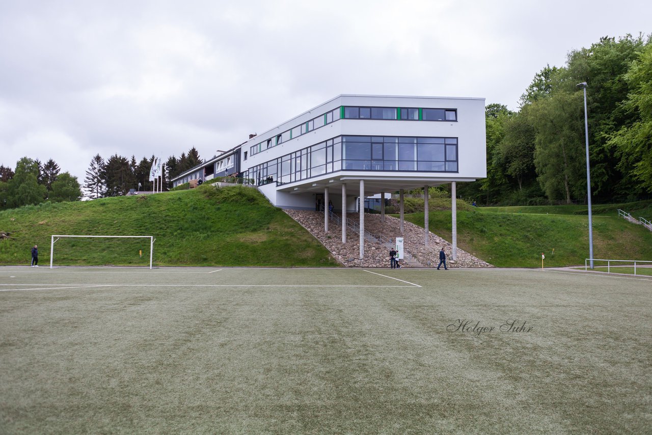 Bild 201 - B-Juniorinnen Pokalfinale VfL Oldesloe - Holstein Kiel : Ergebnis: 0:6